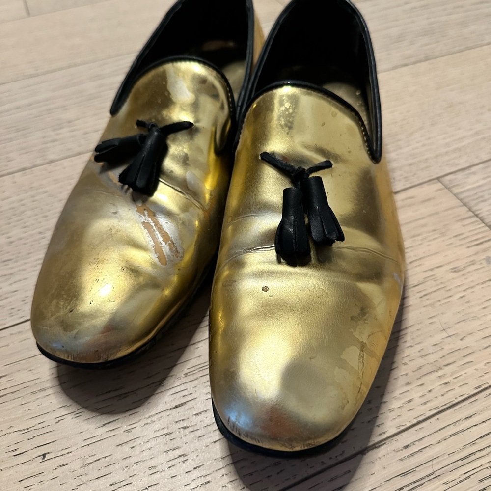 Metallic Gold Leather Tassel Loafers